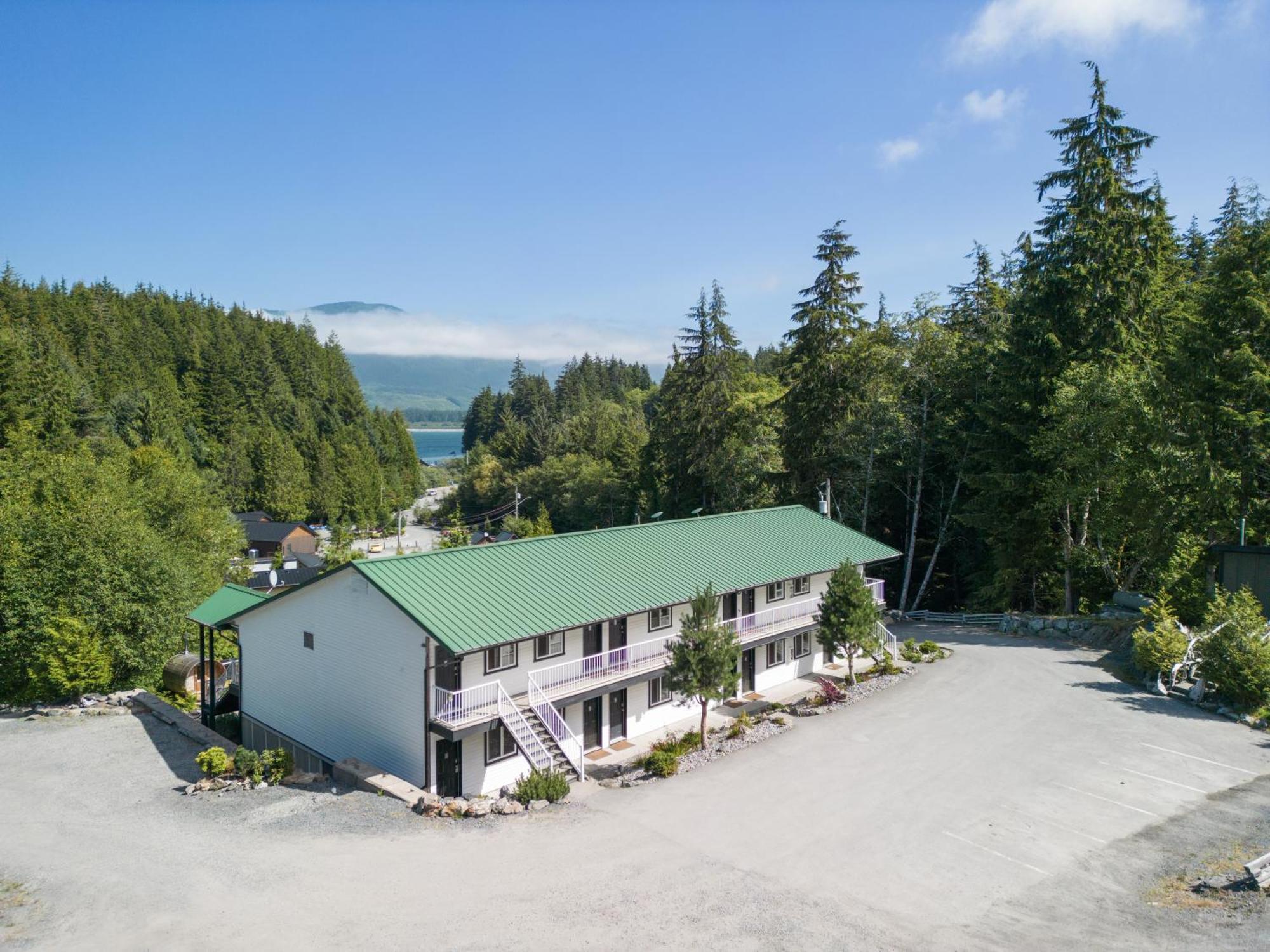 West Coast Trail Lodge Port Renfrew Extérieur photo